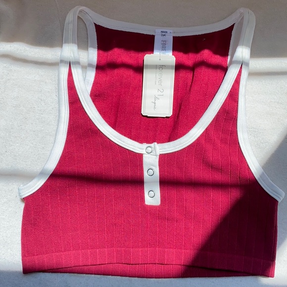 Forever 21 Tops - Forever 21 Ribbed Contrast-Trim Crop Top